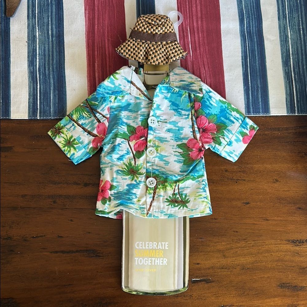 Kohl’s Wine cover Tropical Floral Shirt and Hat Set NEW